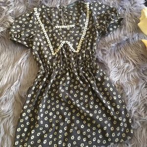 Vintage style girls dress 🥦